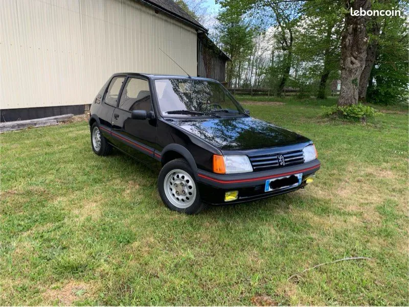 Peugeot 205