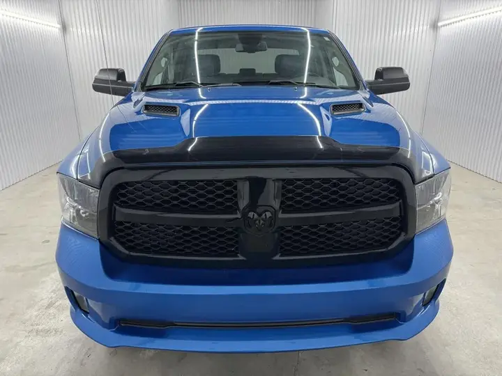 Ram 1500 Classic 2023 photo 3