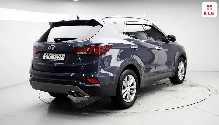 Hyundai Santa Fe 2018 photo 2