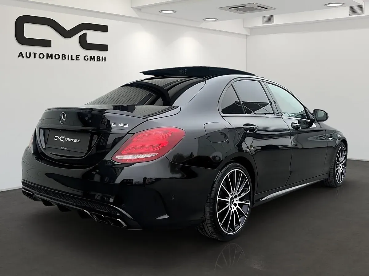 Mercedes-Benz C-Class 2017 photo 3