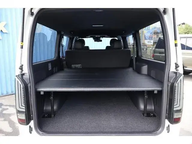 Toyota Hiace 2025 photo 5