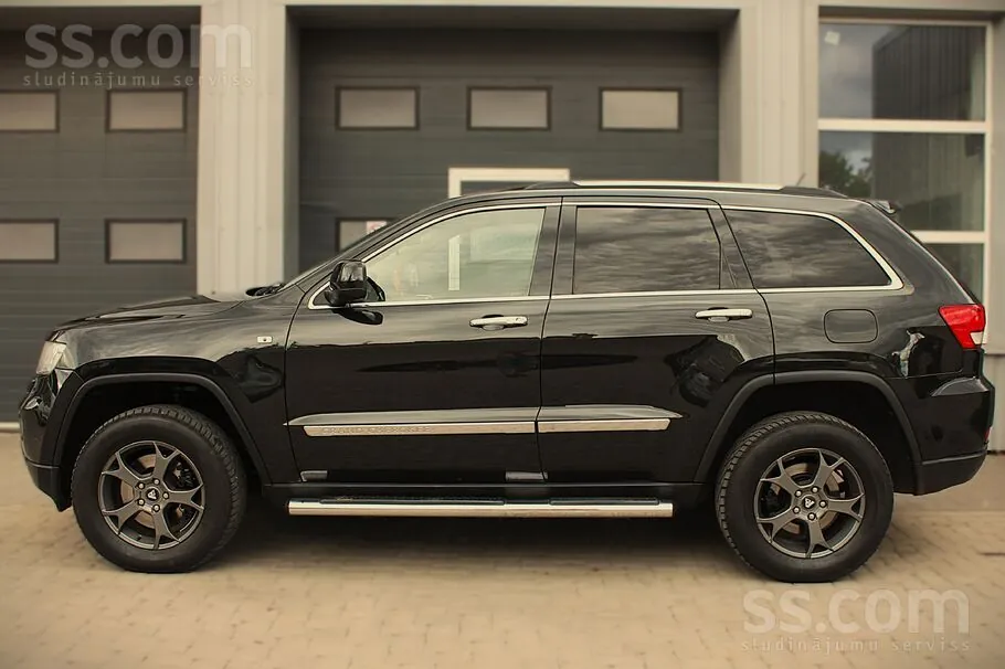 Jeep Grand Cherokee 2012 photo 3
