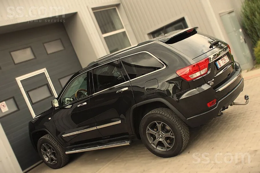 Jeep Grand Cherokee 2012 photo 4