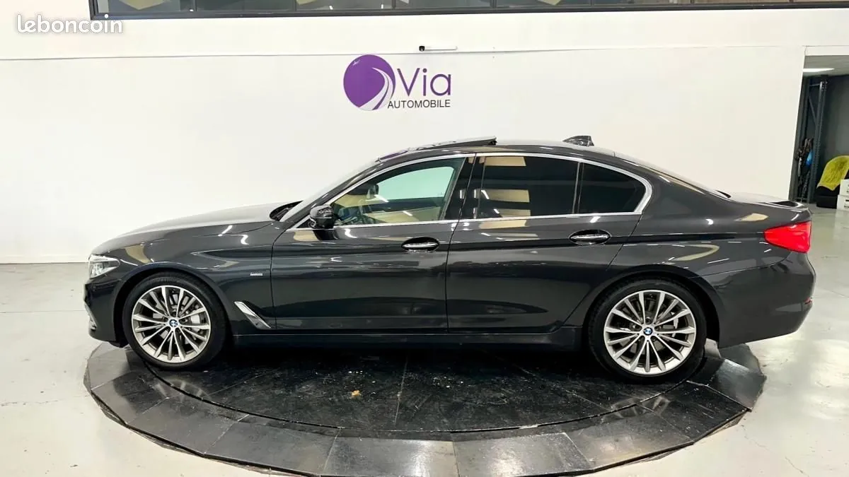 BMW 5 Series 2017 photo 5
