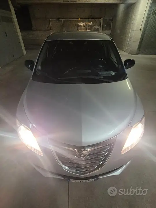 Lancia Ypsilon 2013 photo 4
