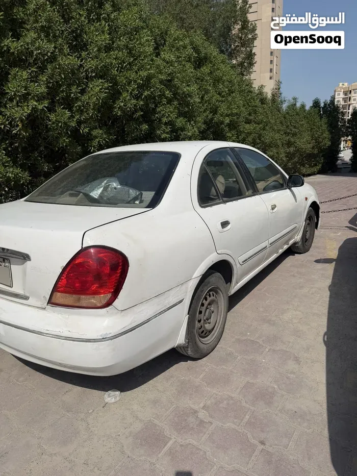 Nissan Sunny