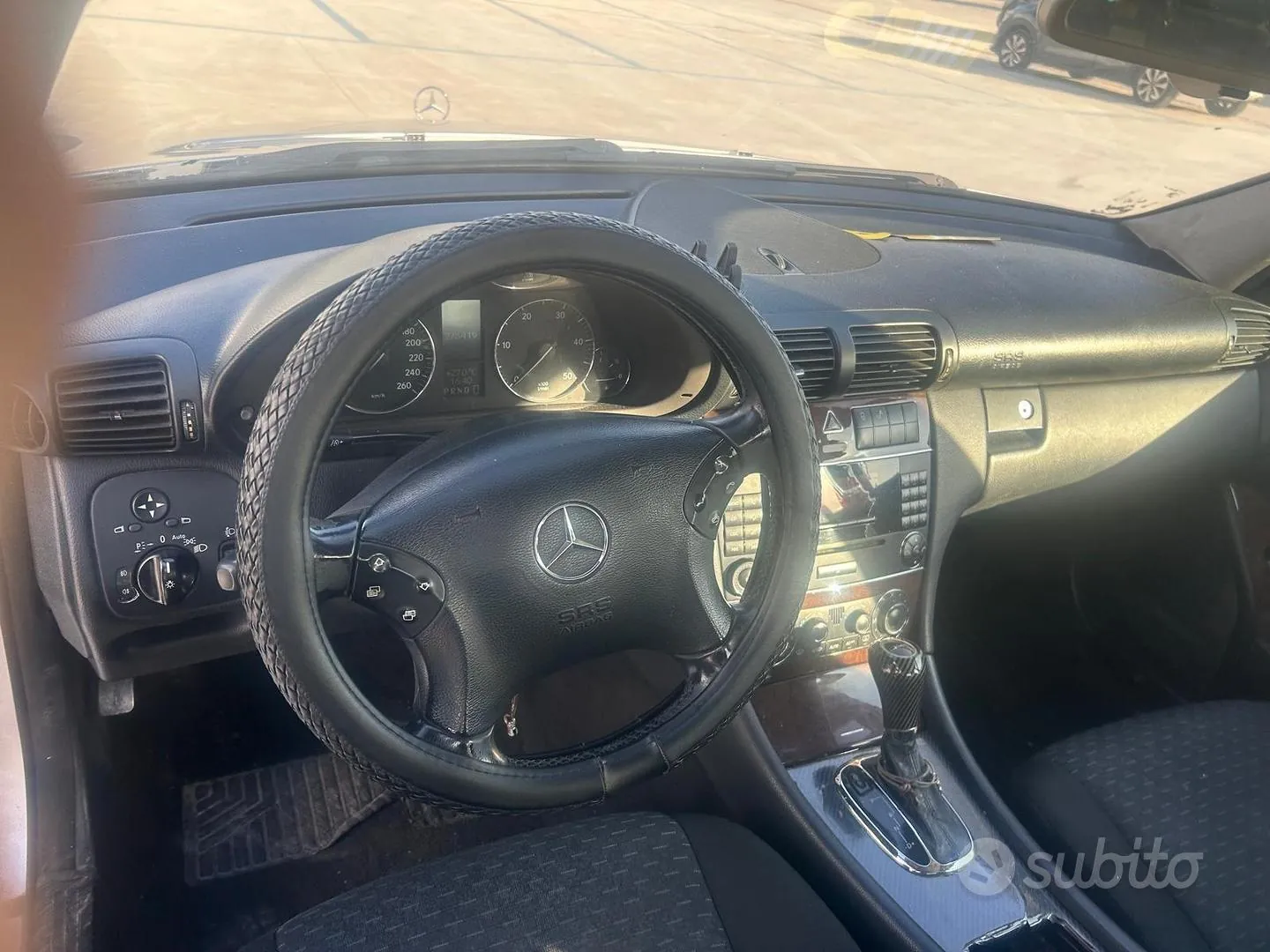 Mercedes-Benz C 220 Cdi Elegance 2024 photo 3