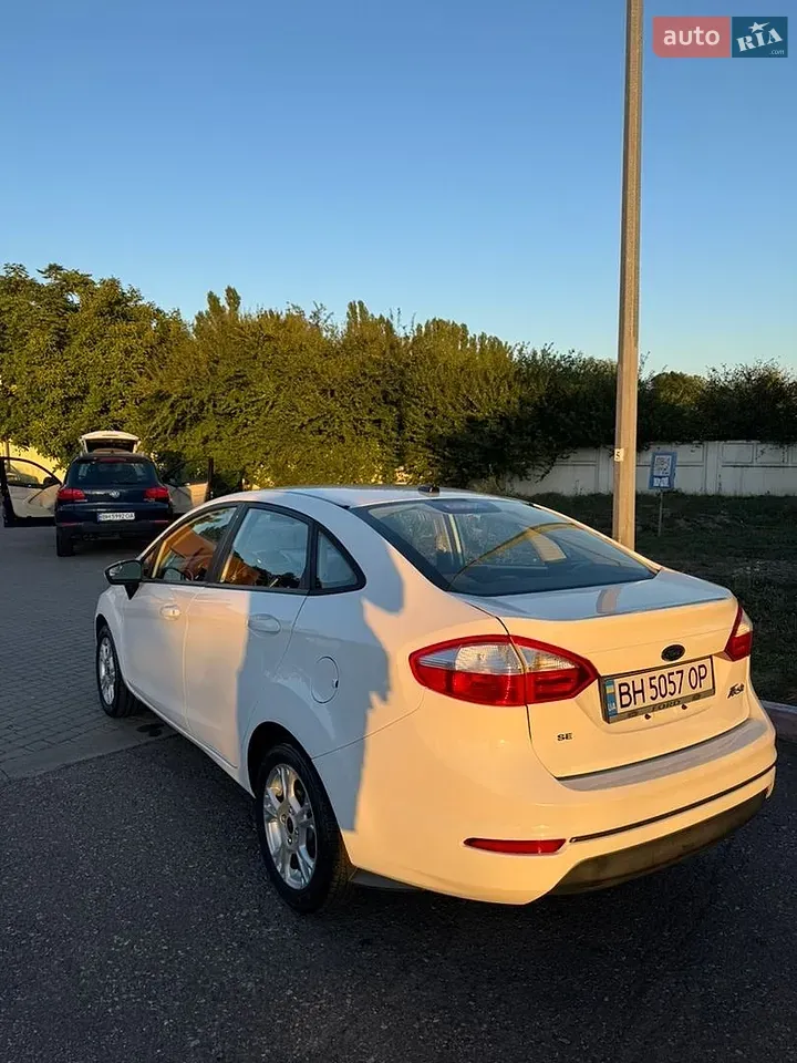 Ford Fiesta 2016 photo 4