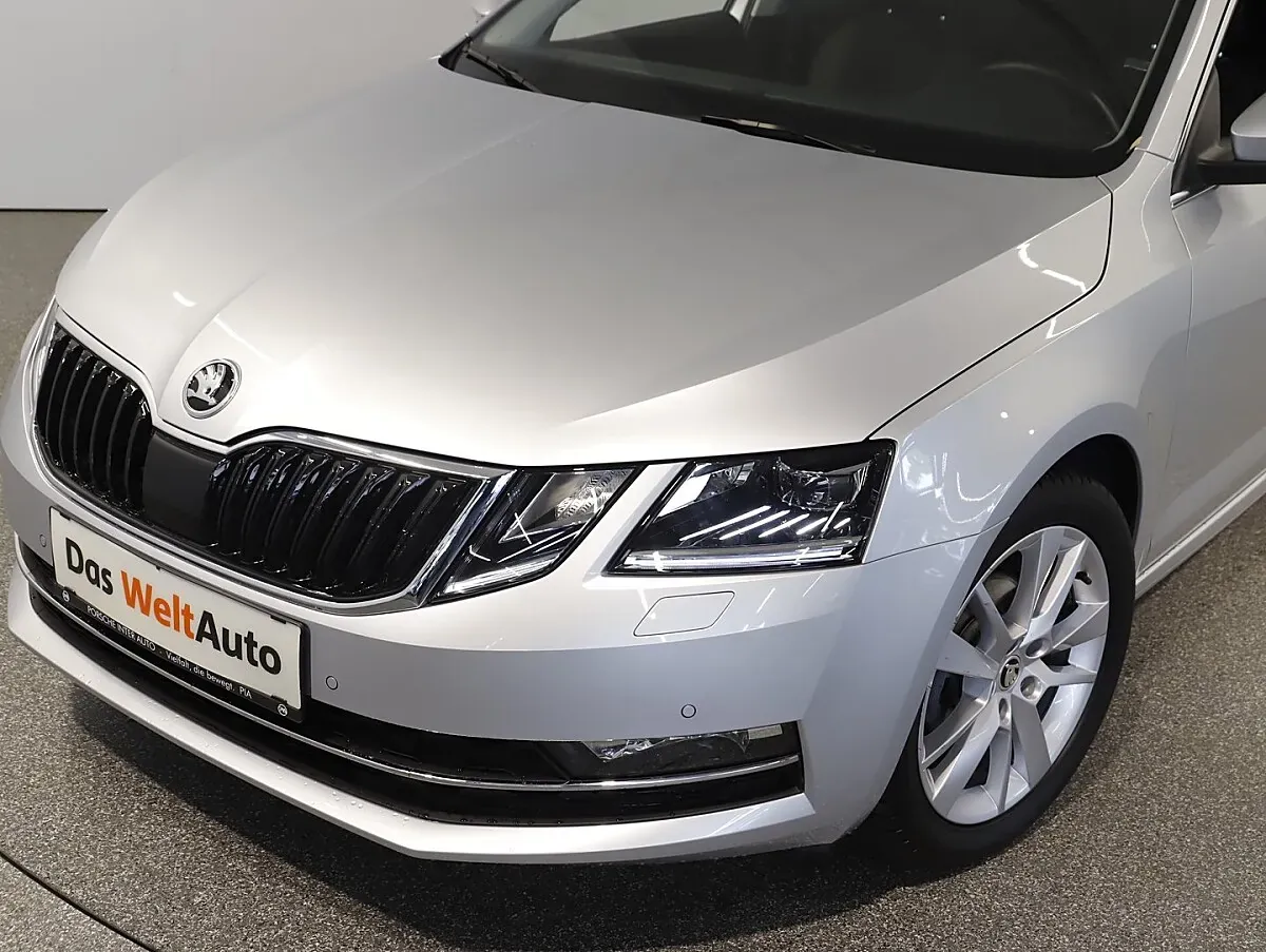 Skoda Octavia 2020 photo 2