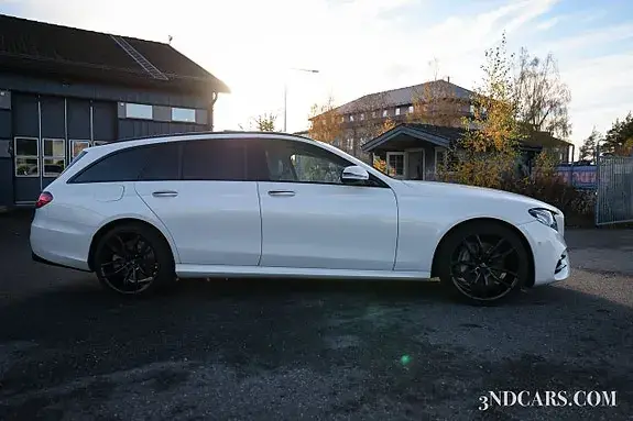 Mercedes-Benz E 400 2017 photo 4