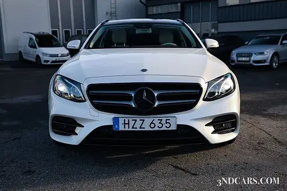 Mercedes-Benz E 400 2017 photo 2