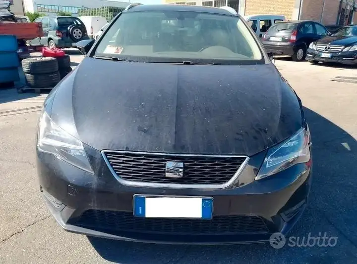 Seat Leon 2015 photo 2