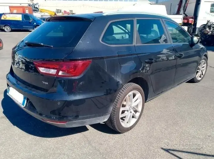 Seat Leon 2015 photo 4