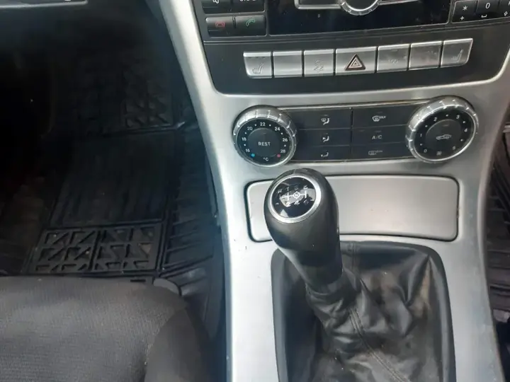Mercedes-Benz Slk 2013 photo 4