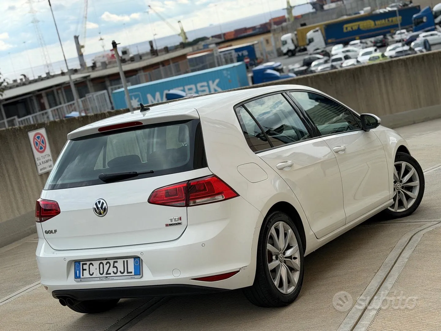 Volkswagen Golf 2016 photo 4