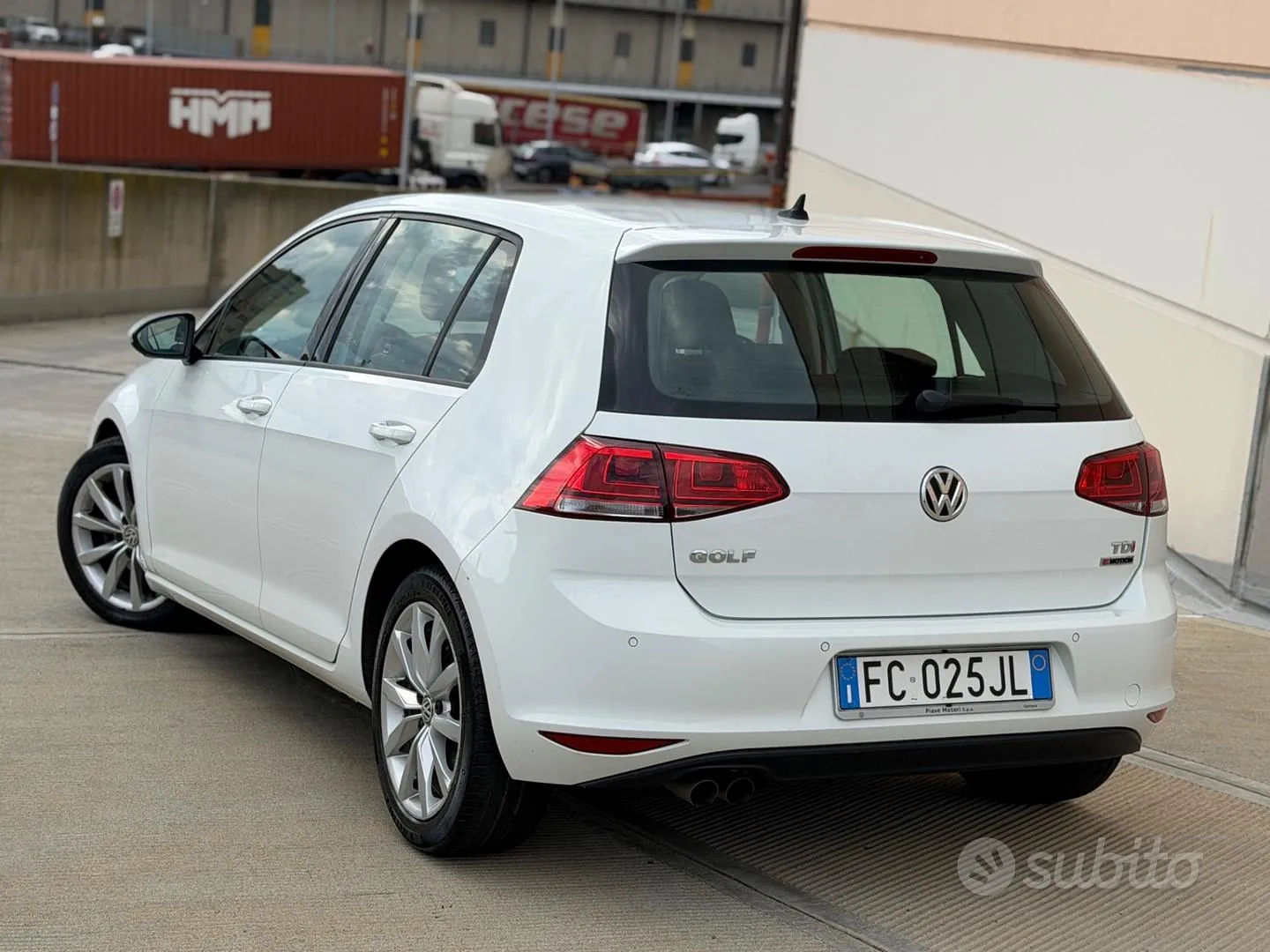 Volkswagen Golf 2016 photo 2