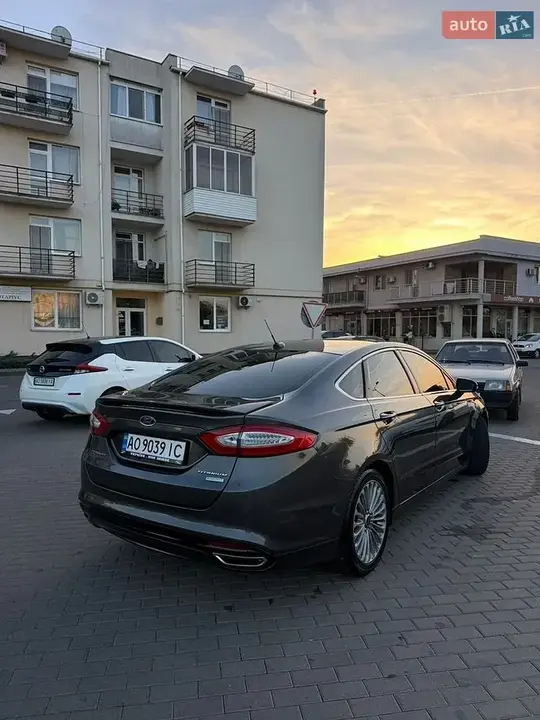 Ford Fusion 2014 photo 3