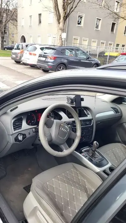 Audi A4 Avant 2011 photo 3