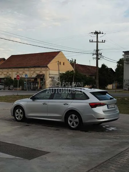 Skoda Octavia 2021 photo 3