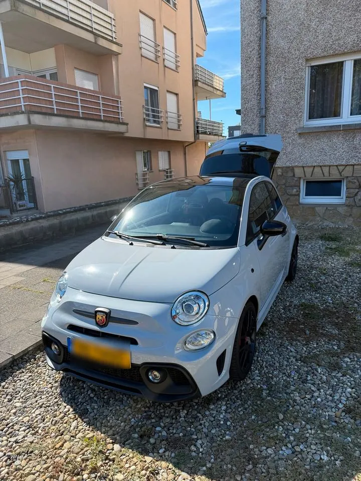Abarth 595 Competizione