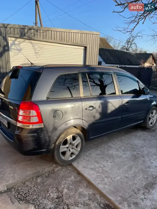 Opel Zafira 2009 photo 3