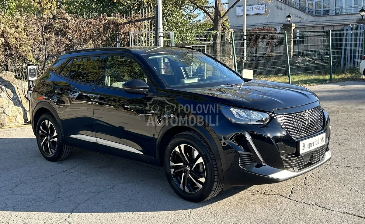 Peugeot 2008 2021 photo 3