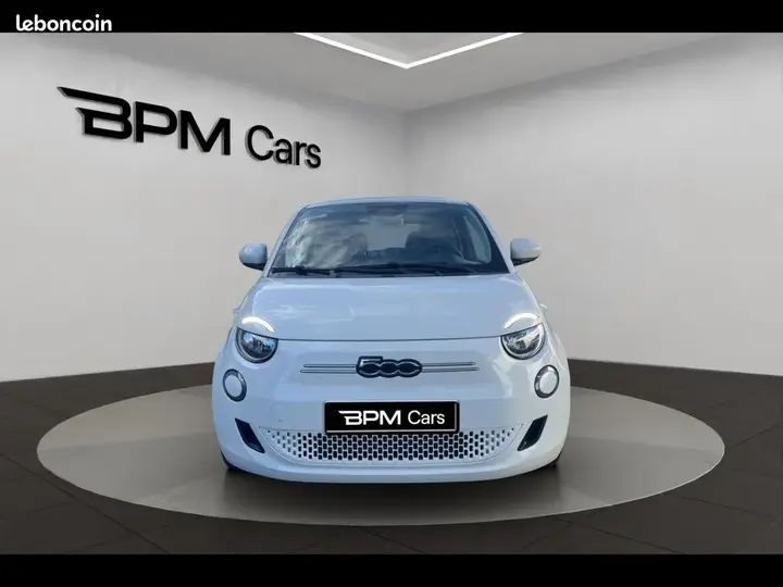 Fiat 500 2023 photo 2