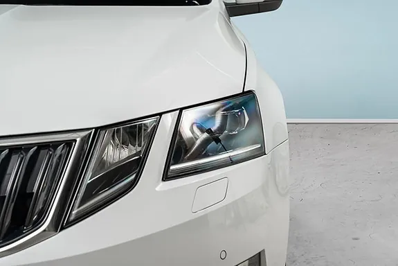 Skoda Octavia 2019 photo 5