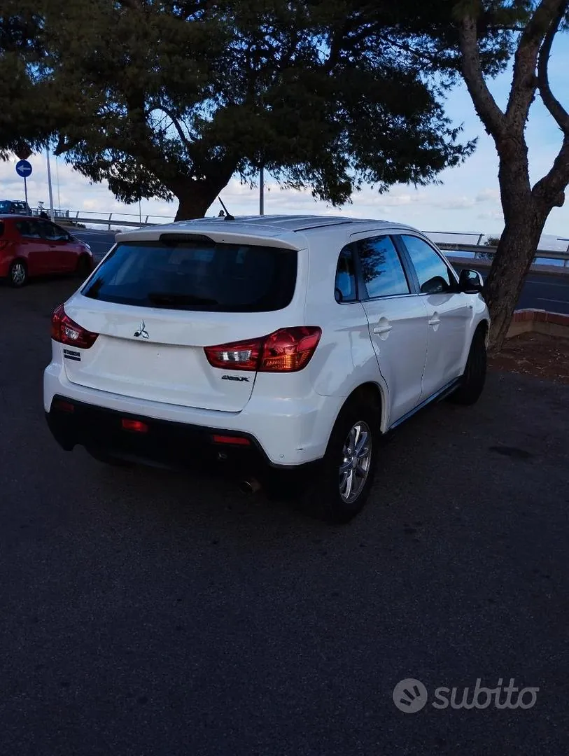 Mitsubishi Asx 2011 photo 2