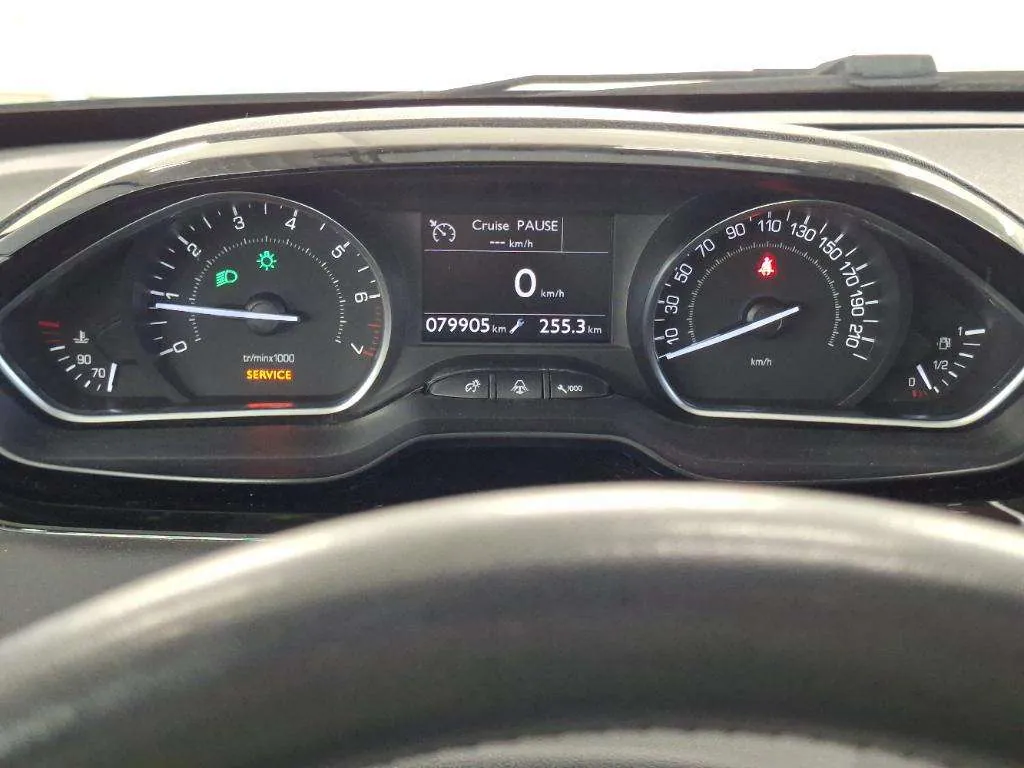 Peugeot 208 2013 photo 5