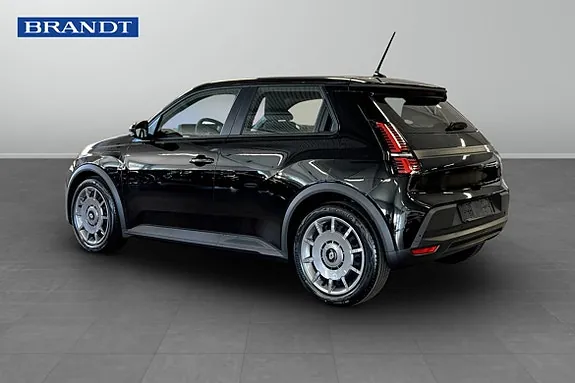 Renault 5 E-Tech 2026 photo 2