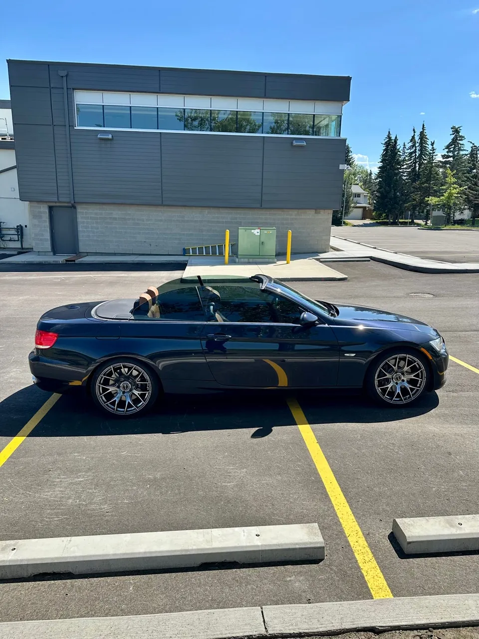 BMW 3 Series 2007 photo 2