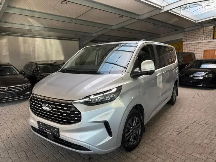Ford Tourneo Custom