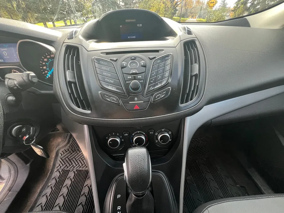 Ford Escape 2014 photo 3