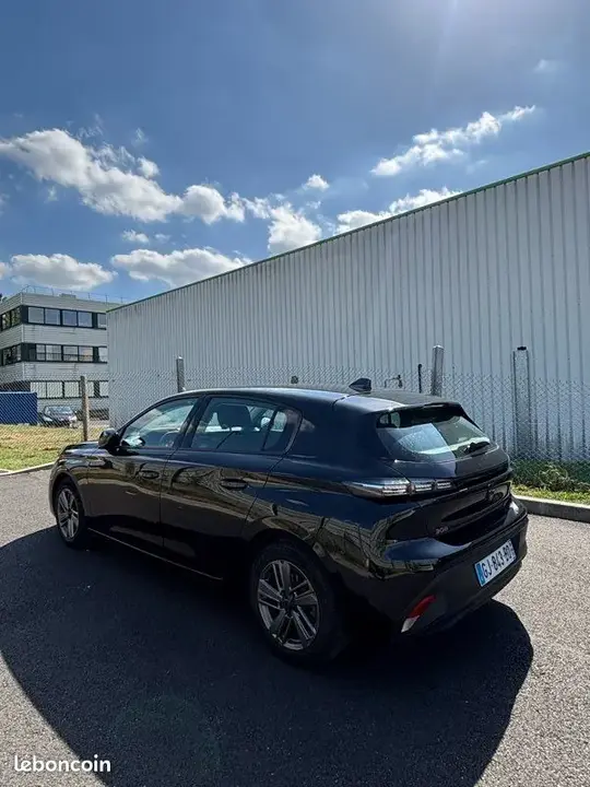 Peugeot 308 2022 photo 2