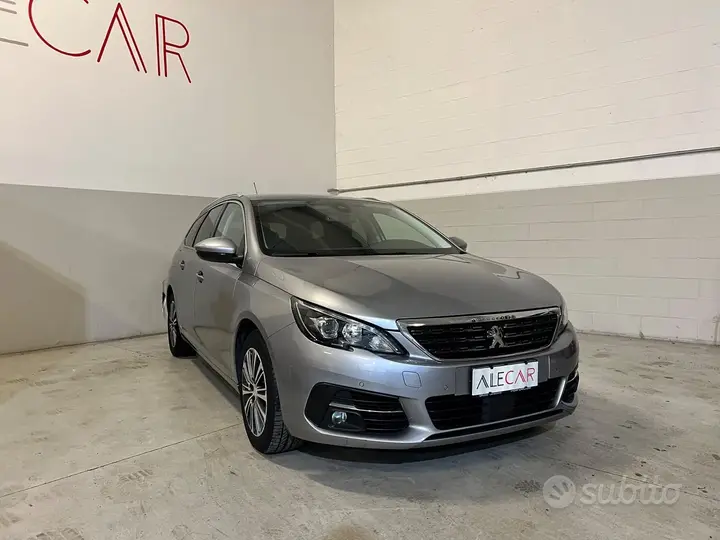 Peugeot 308 Sw 2021 photo 2