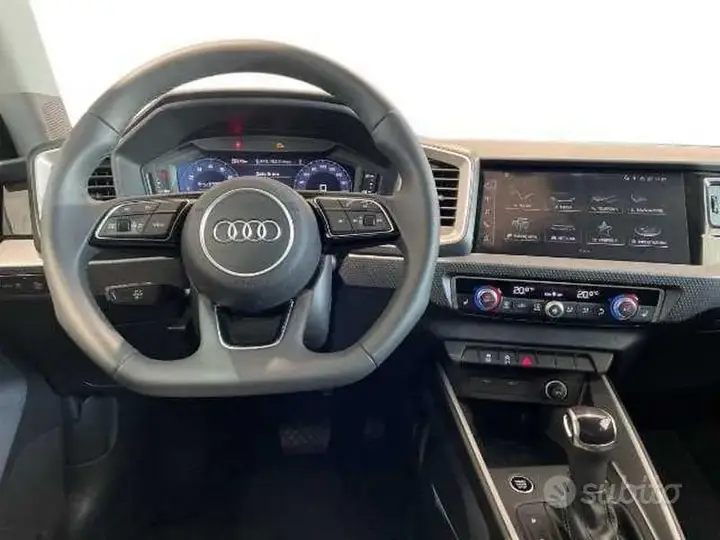 Audi A1 2025 photo 4