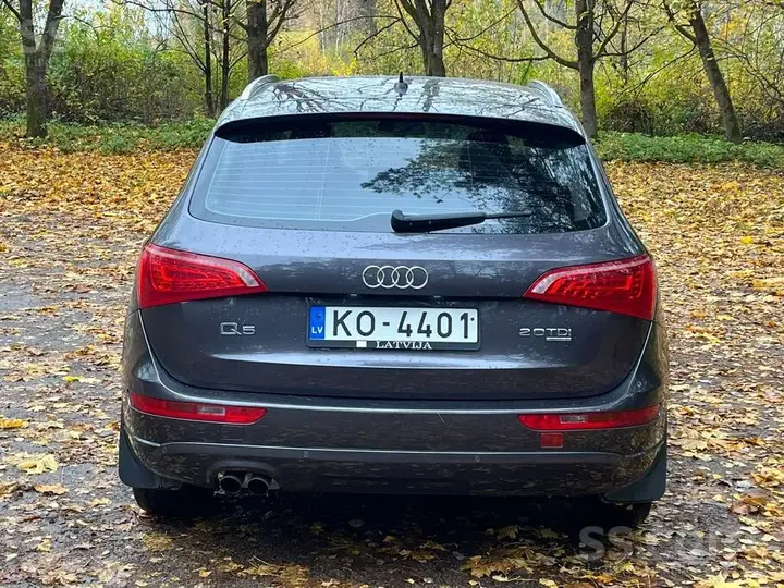 Audi Q5 2008 photo 4