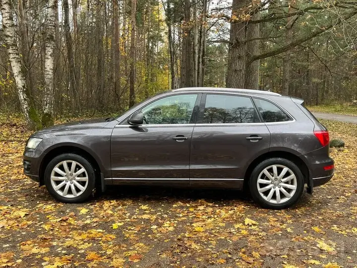 Audi Q5 2008 photo 2