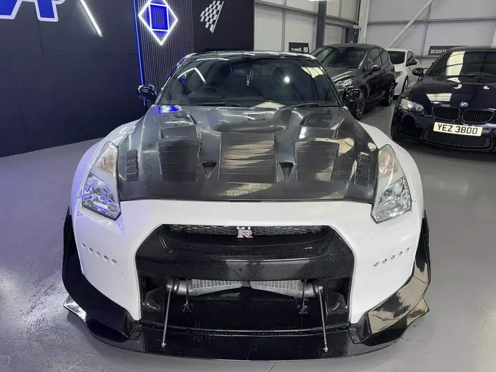 Nissan Gt-R 2012 photo 3