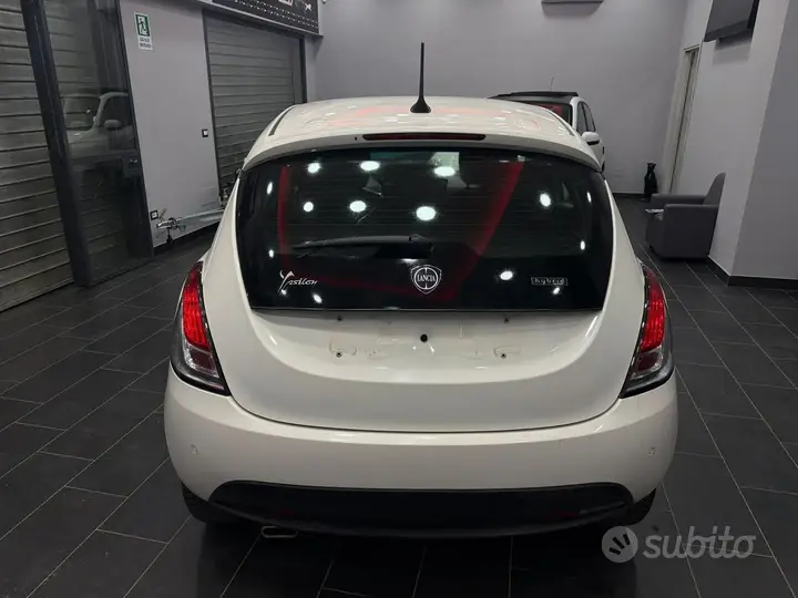 Lancia Ypsilon 2022 photo 5