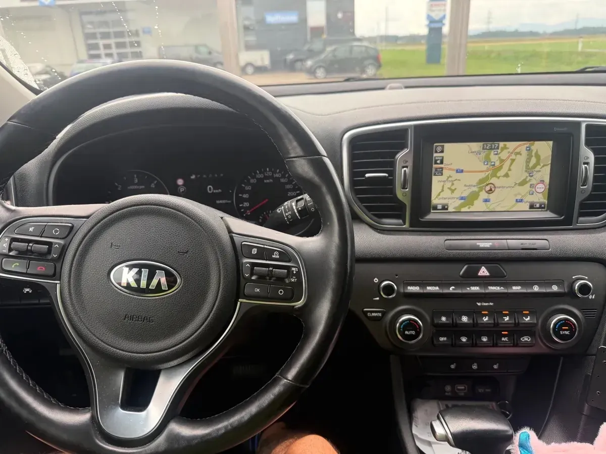 Kia Sportage 2016 photo 2
