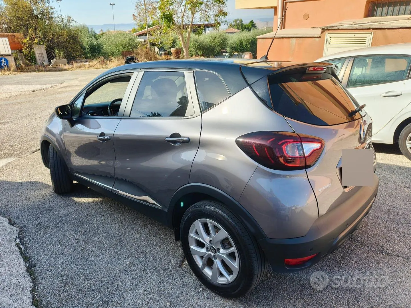 Renault Captur 2019 photo 2