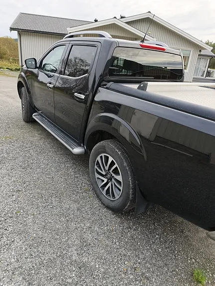 Nissan Navara 2016 photo 5