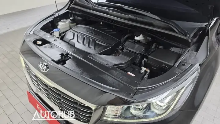 Kia Carnival 2018 photo 2