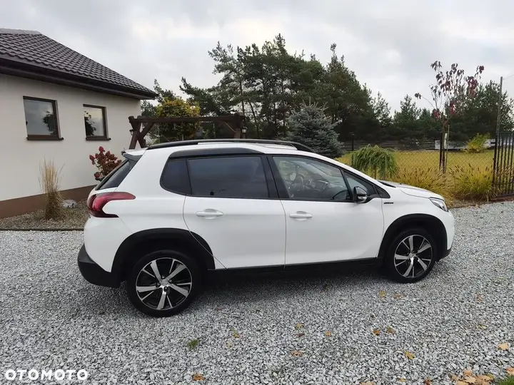 Peugeot 2008 2016 photo 3