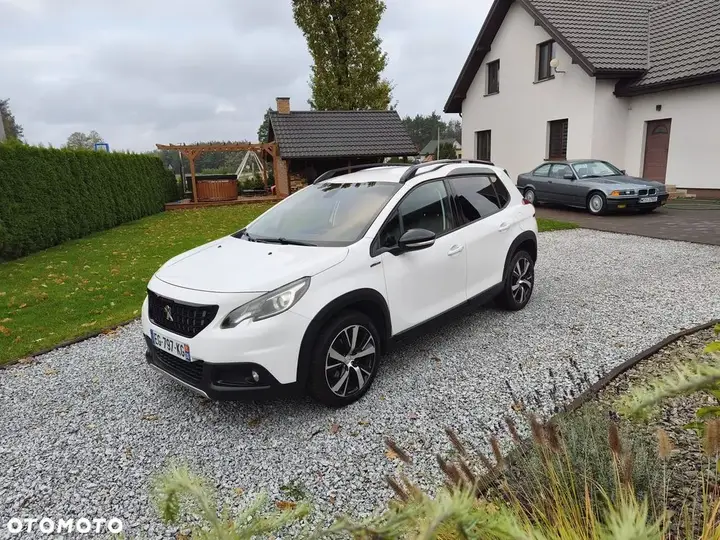 Peugeot 2008 2016 photo 2