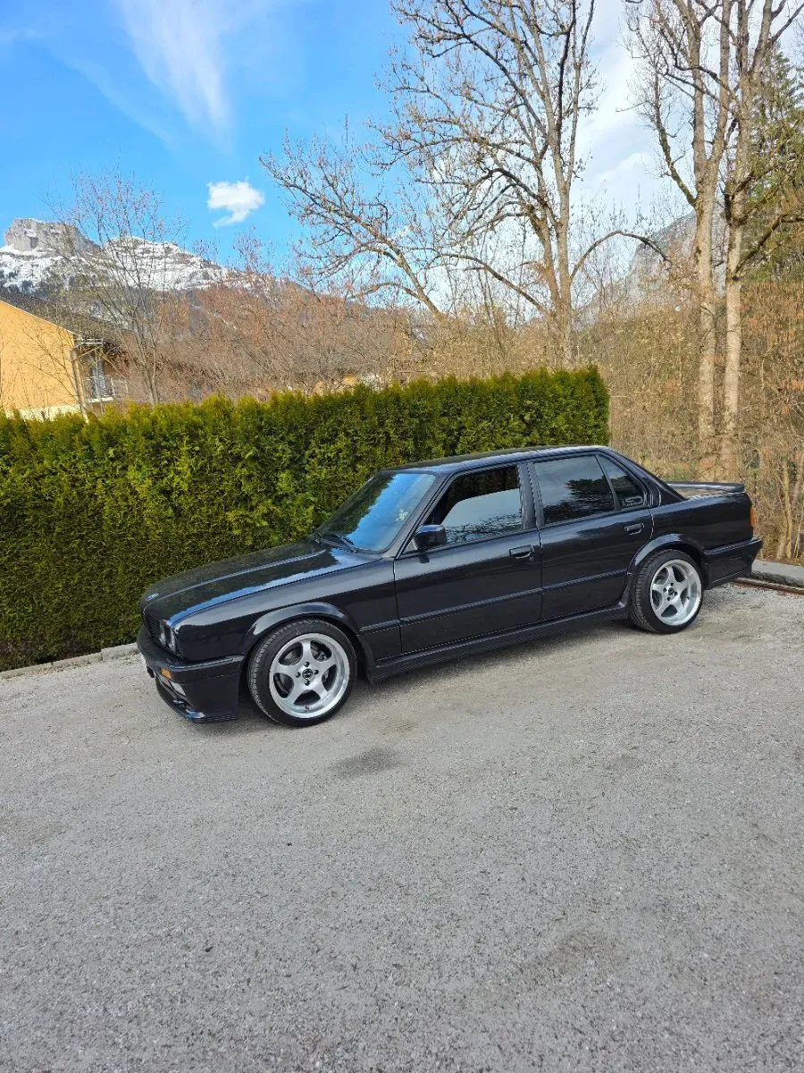 BMW 3 Series 1986 photo 3