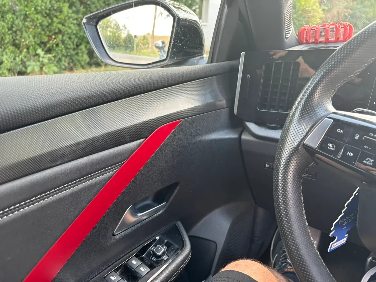 Opel Astra 2022 photo 3