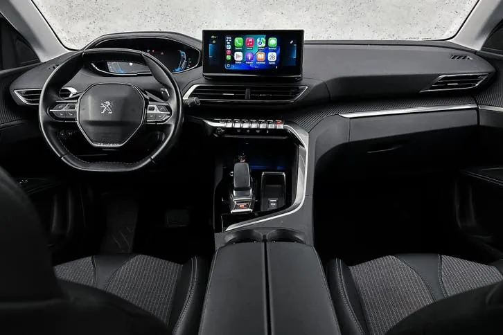 Peugeot 3008 2021 photo 2